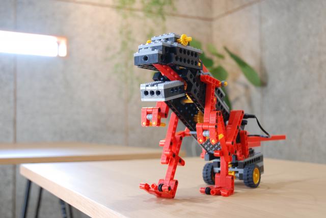 ロボット教室　ヒューマンアカデミー ヒューマンアカデミージュニア 国際会館駅前岩倉教室｜ロボット教室